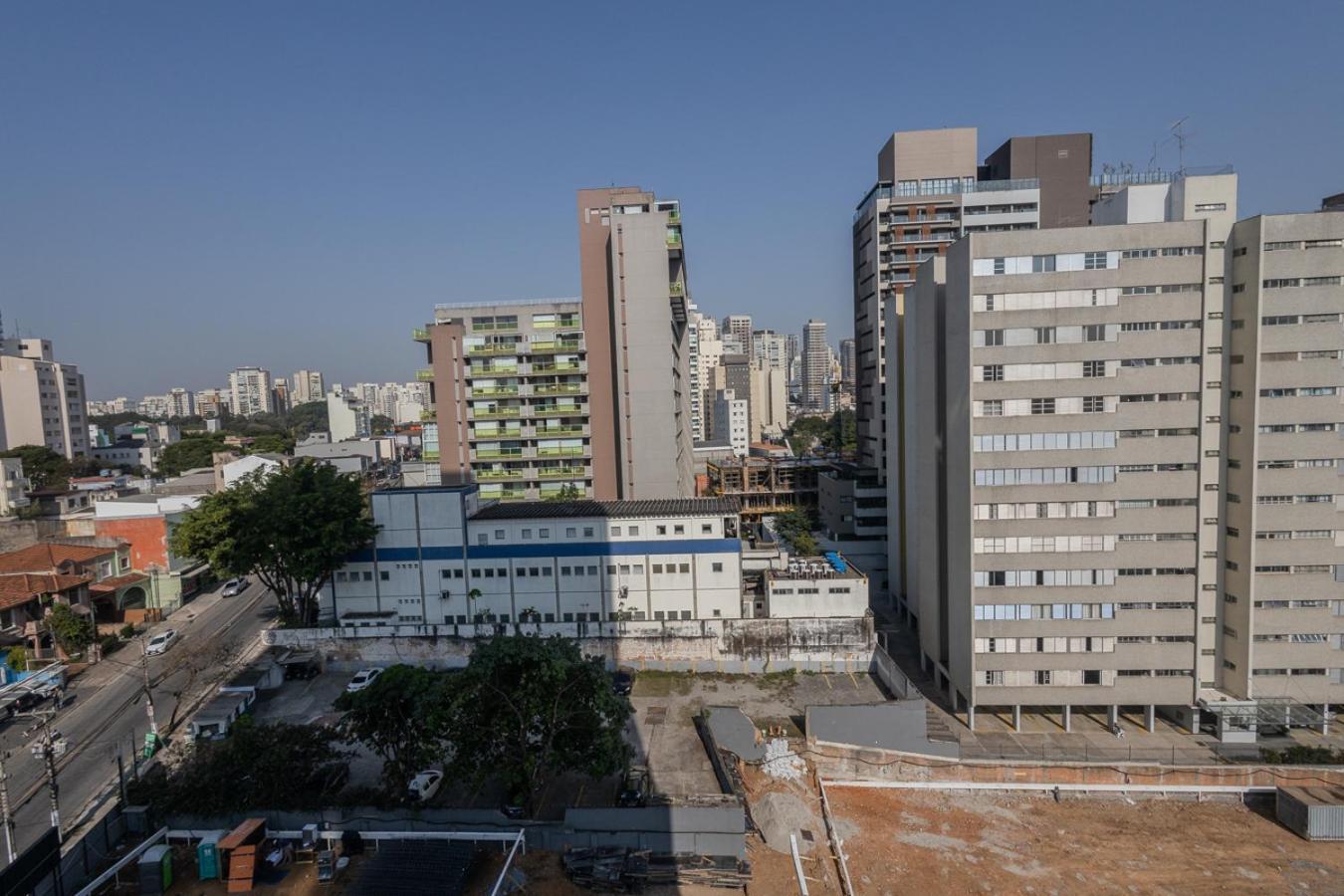 360 Suítes Vn Turiassú *
